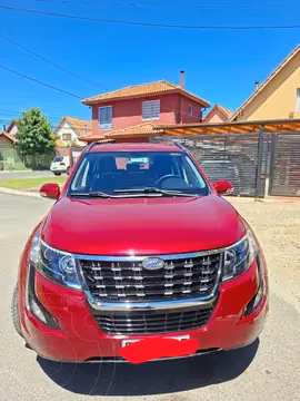 Mahindra XUV 500 2.0L 4x4 Limited usado (2022) color Rojo precio $15.000.000
