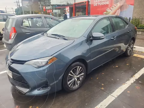 Toyota Corolla 1.8 GLi usado (2017) color Gris precio $8.500.000