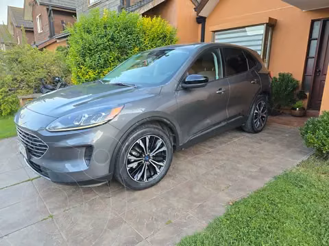 Ford Escape Hibrida 2.5L SE Atkinson FWD usado (2023) color Gris Oscuro precio $21.900.000