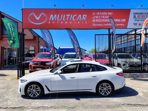 BMW Serie 4 Gran Coupe 420i Dynamic usado (2023) color Blanco financiado en cuotas(pie $7.400.000)