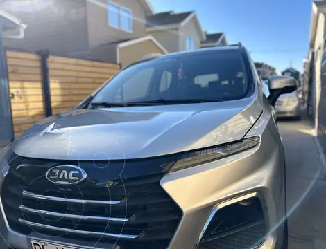 JAC JS3 1.6L Luxury CVT usado (2021) color Plata precio $8.200.000