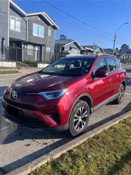 Toyota Rav4 2.0 Lujo 4X4 usado (2018) color Rojo Perla precio $12.400.000