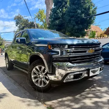 Chevrolet Silverado 5.3L LTZ 4x4 usado (2021) color Gris Metalico precio $32.500.000