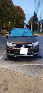 Dongfeng X3 1.6L Confortable usado (2017) color Marron precio $5.700.000