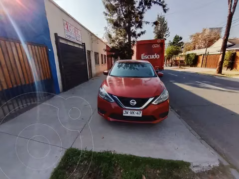 Nissan Sentra 1.8L Sense usado (2018) color Rojo precio $6.000.000