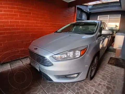 Ford Focus 2.0L Titanium Aut usado (2018) color Plata precio $10.200.000