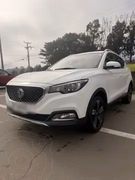 MG ZS  1.5L Comfort Aut usado (2021) color Blanco precio $9.000.000