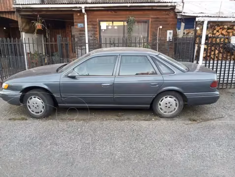 Ford Taurus 3.0 usado (1994) color Gris precio $1.500.000