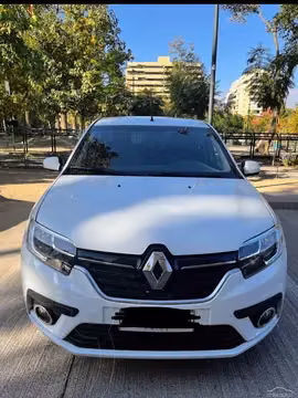 Renault Symbol 1.6L Intens Tech usado (2018) color Blanco Glaciar precio $6.200.000