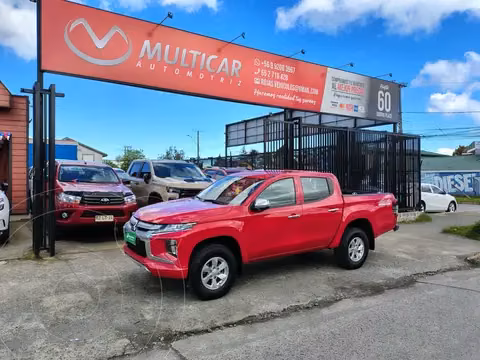 Mitsubishi L-200 2.4L Katana CRT 4X4 usado (2023) color Rojo financiado en cuotas(pie $4.360.000)