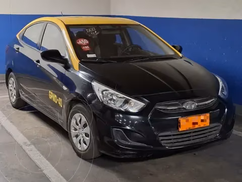 Hyundai Accent 1.6L GL Ac Taxi usado (2017) color Negro precio $10.500.000