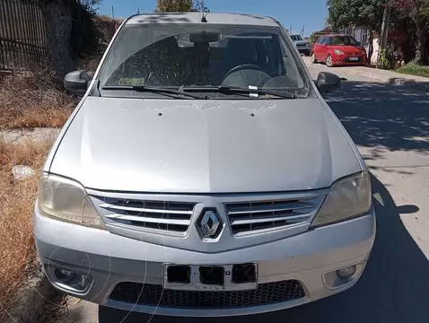 Renault Logan 1.6 Expression usado (2010) color Gris precio $2.500.000