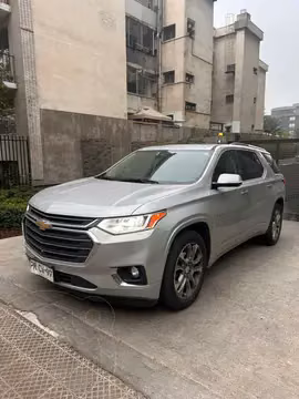 Chevrolet Traverse  3.6L Premier 4x4 usado (2021) color Plata precio $28.900.000