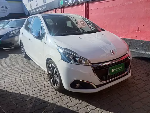 Peugeot 208 1.5L 5P Signature BlueHDi 100HP usado (2019) color Blanco precio $8.690.000