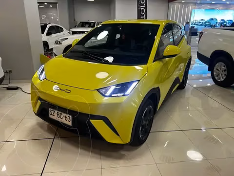 BYD Dolphin MINI GS usado (2024) color Amarillo Mostaza precio $12.490.000