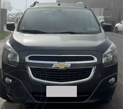Chevrolet Spin 1.8L LTZ usado (2018) color Gris precio $8.450.000