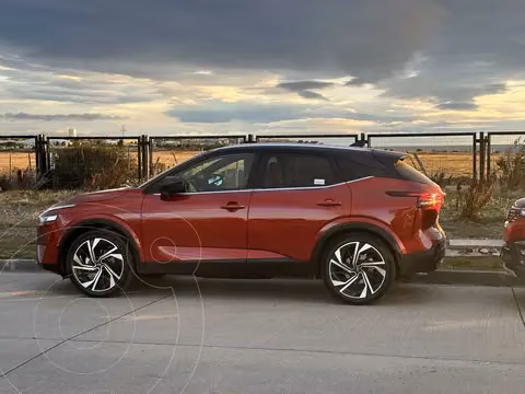 Nissan Qashqai Exclusive CVT 4x4 usado (2024) color Rojo precio $22.500.000