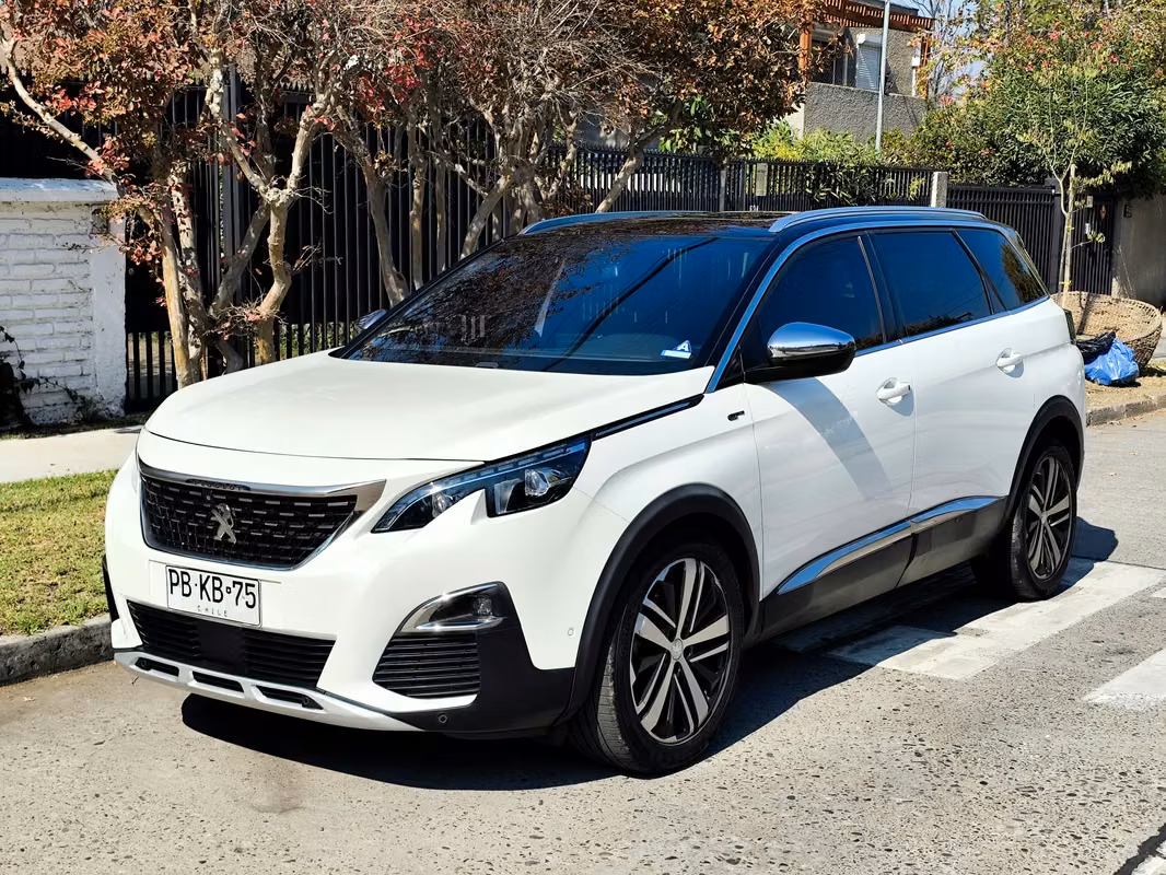 Peugeot 5008 2020 usado precio $17.490.000