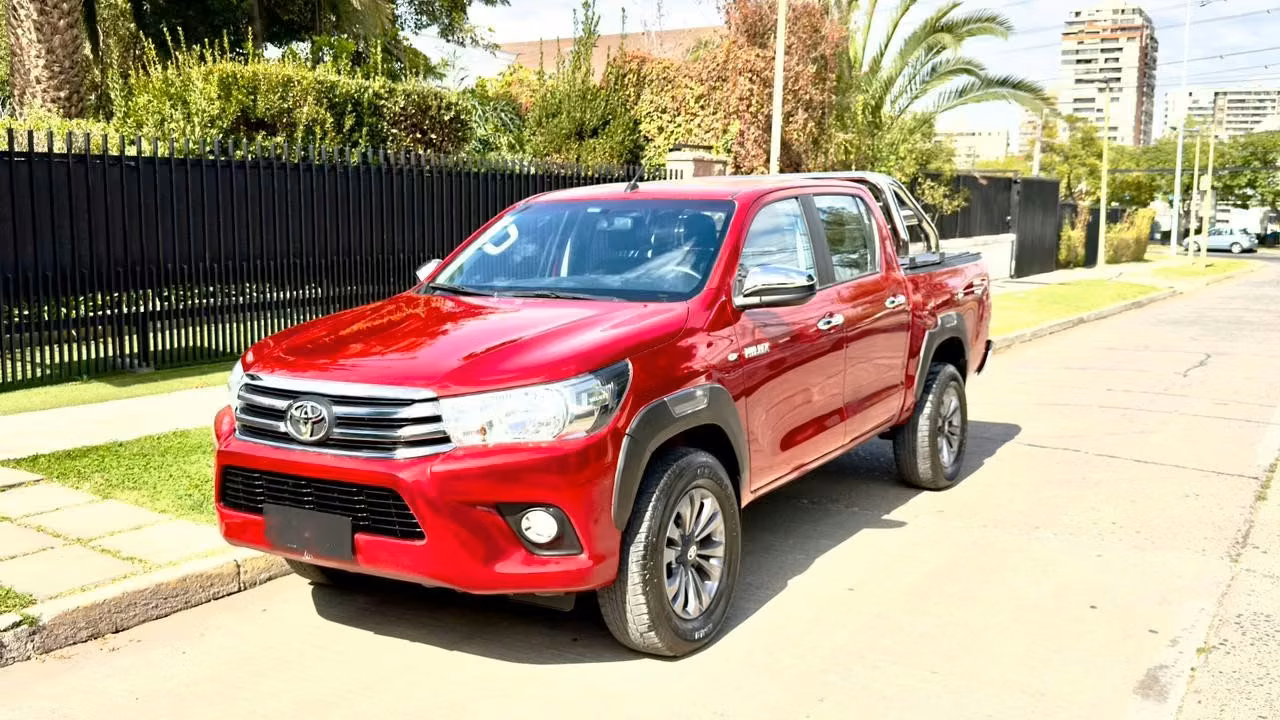 Toyota Hilux 2023 usado precio $22.390.000