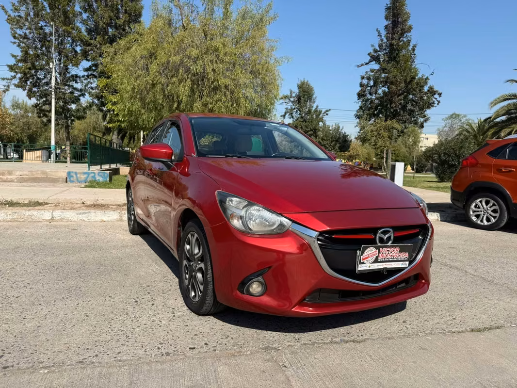Mazda 2 2016 usado precio $7.980.000