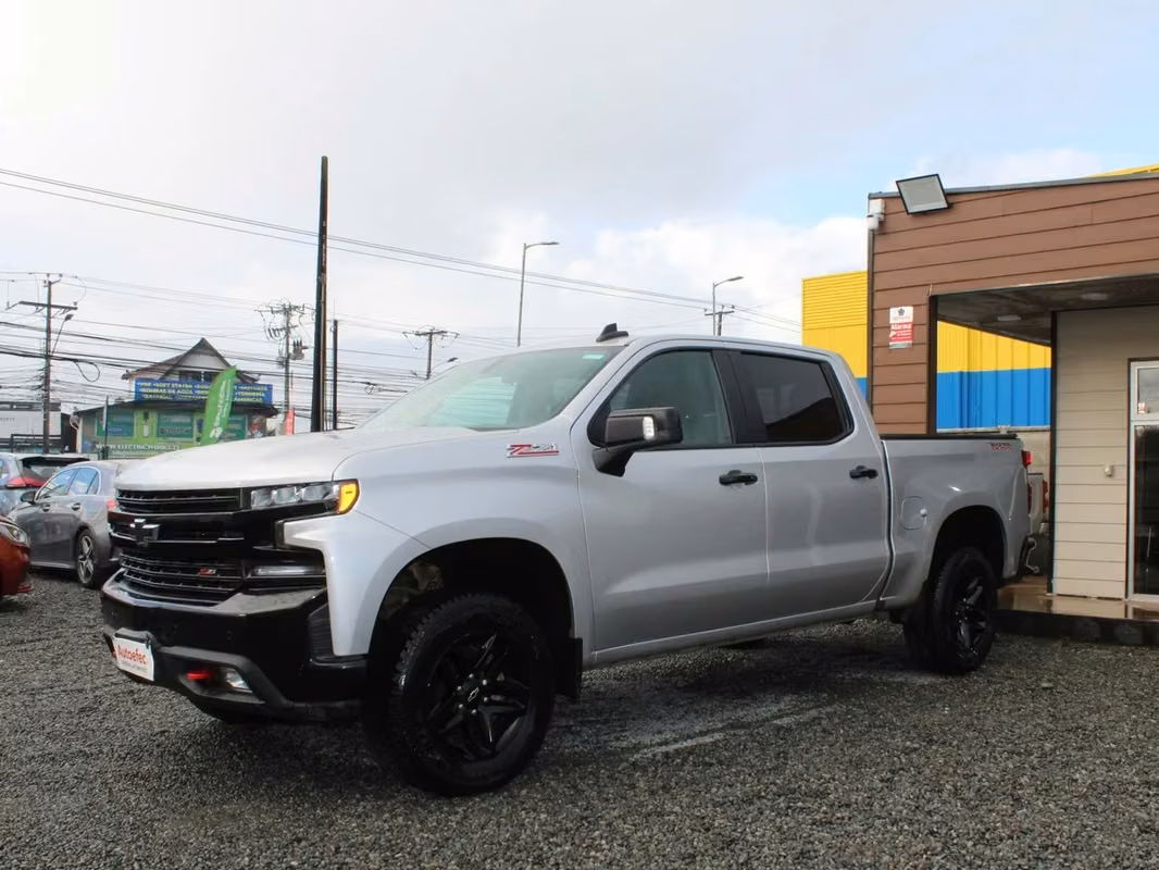 Chevrolet SILVERADO LT 4X4 5.3 AUT 2026 usado precio $27.990.000