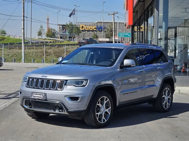 Jeep Grand Cherokee 2022 usado precio $23.490.000