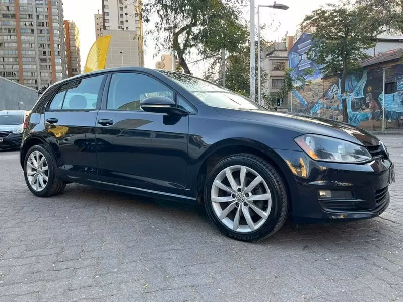 Volkswagen Golf 2017 usado precio $11.490.000